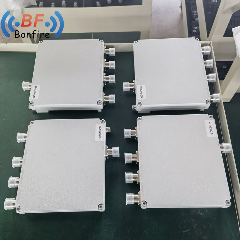 Funkquadplexer für GSM Dcs 3G LTE DIN-Frauen 4.3-10f Schnittstelle HL-1727-847701 843301