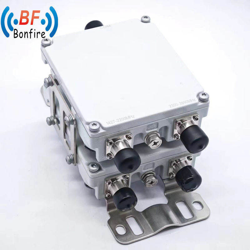 Quadplexer 1710-2170MHz 2300-2690MHz HF Quad-Band-Kombinator Multiplexer 7/16DIN Weiblicher Typ