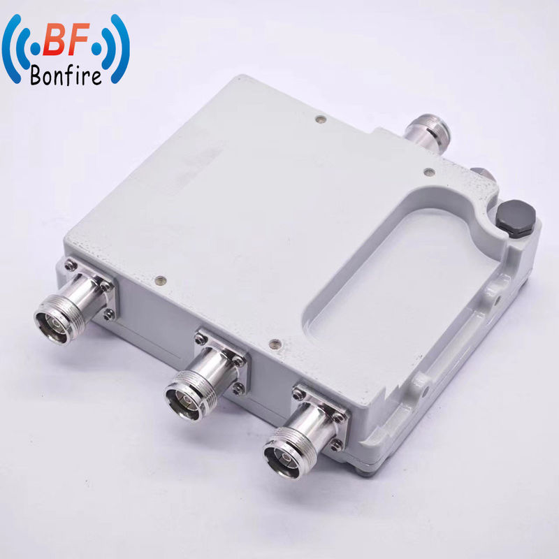 1710-2170MHz 2300-2690MHz VHF UHF Band RF Duplexer Diplexer mit SMB weiblicher Schnittstelle