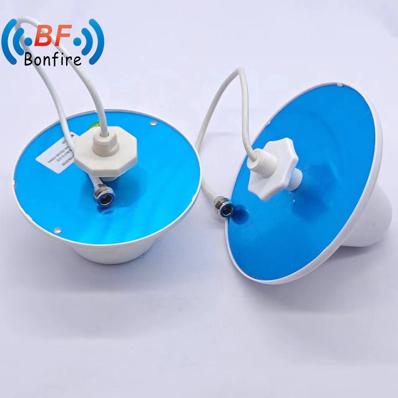 Die Antenne für die Kommunikation Lanbowan Commscope Omni Antenne 806-960 1710-2700 3300-4000MHz