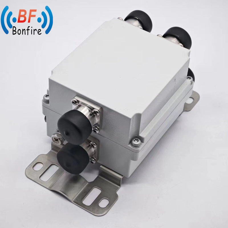 HLQ-XXXXX 2300-2700MHz VHF UHF Low Pim Combiner Duplexer 400-470MHz für Funkwiederholer