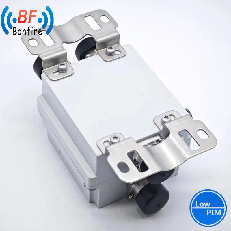 Grau/Rot/Schwarz/Anpassungs-Doppelbandkombinator RF Low Pim Duplexer für Funksysteme