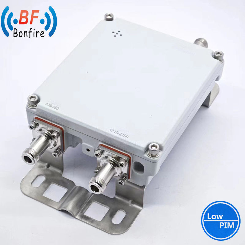 Kompakter 4.3-10-F / DIN-F-Schnittstelle RF-Triplexer-Kombinator für kritische Kommunikation