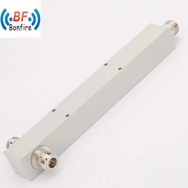 N-F-Schnittstelle GFQ-5060-21101 2-Wege-Impuls-Leistungsdivider für Innenlösung 5000-6000MHz