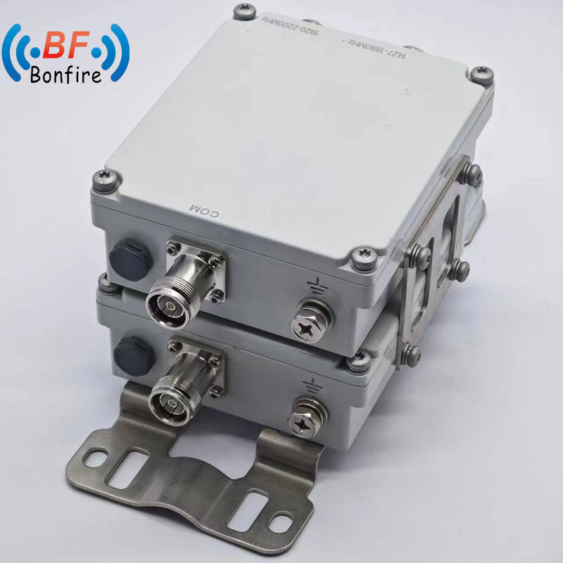 HF-Diplexer 1710-1880 1920-2170 2300-2400 2500-2700MHz HF-Triplexer 3 Wege Passivkombinator