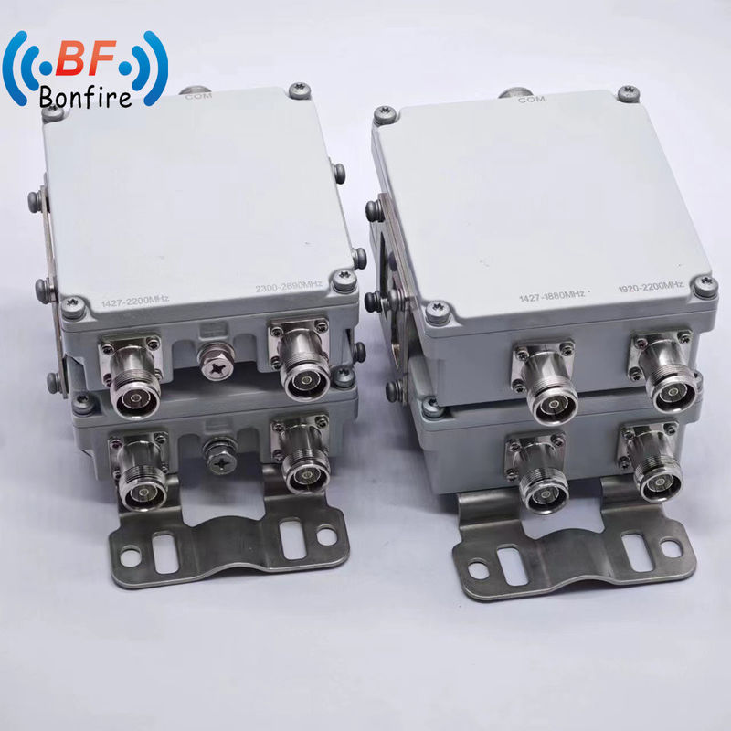 Diplexer RF Triplexer Combiner 200W Low Pim 4,3-10 Weibliche Packung Bruttogewicht 1.500kg