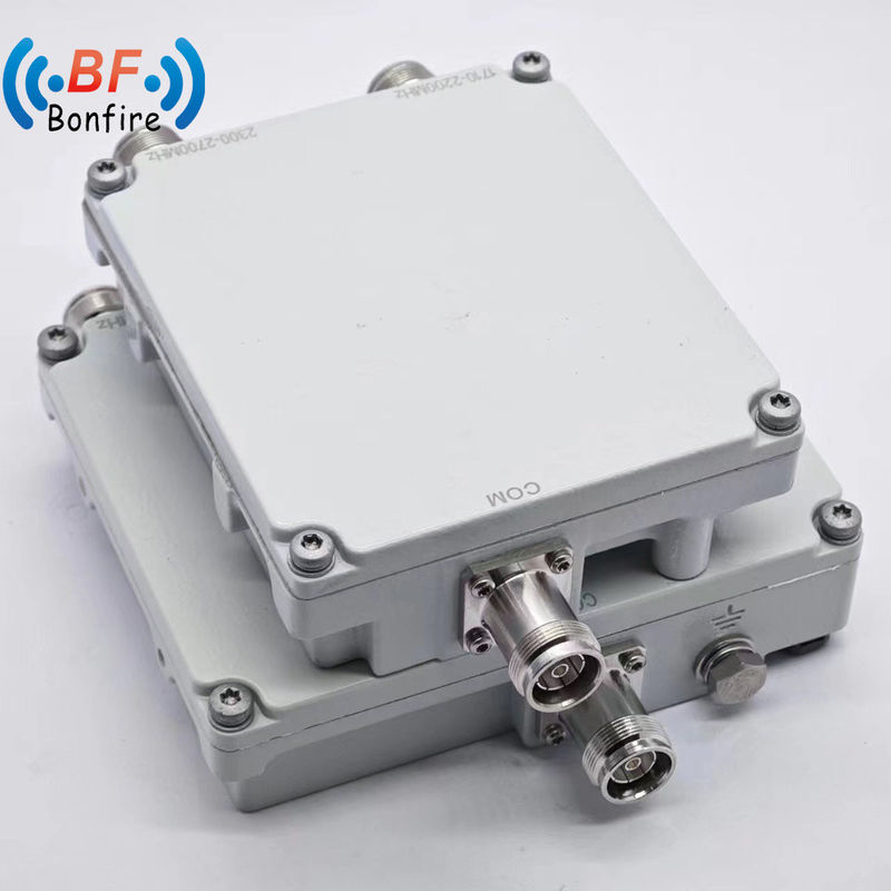 RF Diplexer 1920-2170 2300-2400 2500-2700MHz 200W N-Frauen-Anschluss für IBS Schwarz