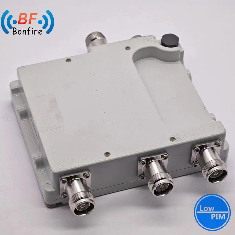 2300-2400 2500-2700MHz Low Pim -150dbc Triplexer RF Diplexer Twin Diplexer RF Dual Band Combiner mit 4.3-10-F-Anschluss
