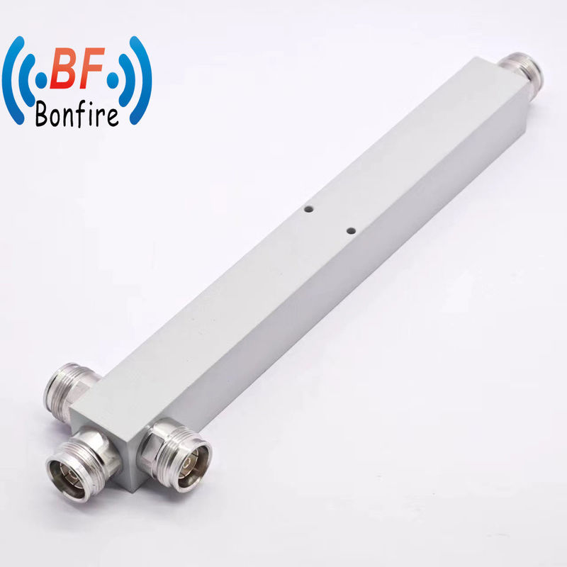 Hochleistung 617-4000MHz HF Breitband-Leistungssplitter Grau 3-Wege-Leistungsdivider -160dbc