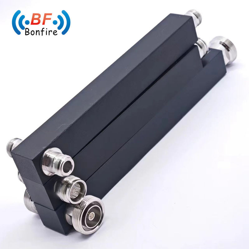 OEM/ODM 617-4000MHz SMA Weibliche 2-Wege-Antenne-Leistungsspalter für drahtlose Abdeckung