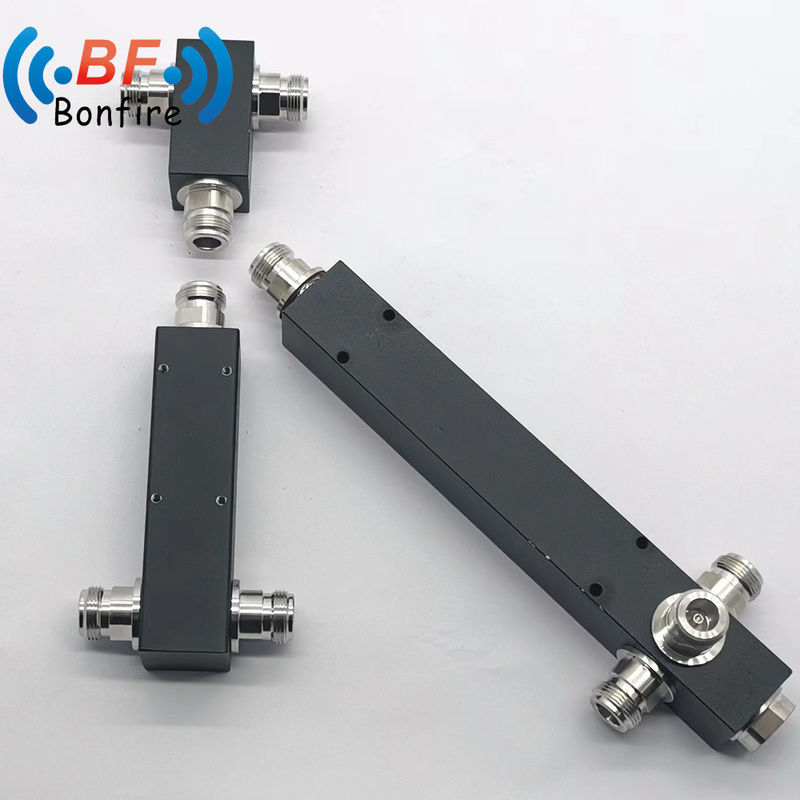 300 Watt N-Frauen-RF 2-Wege-Stromspalter/Teiler 698-4000MHz für Innen-/Außen IP65