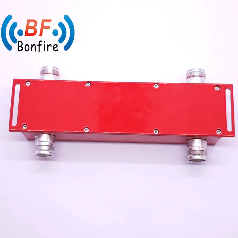 698-3800MHz 3dB Rotfarbiger Hybridkopplung 4,3-10 weiblich 2 in 2 aus Kombinator IP65 -160dbc