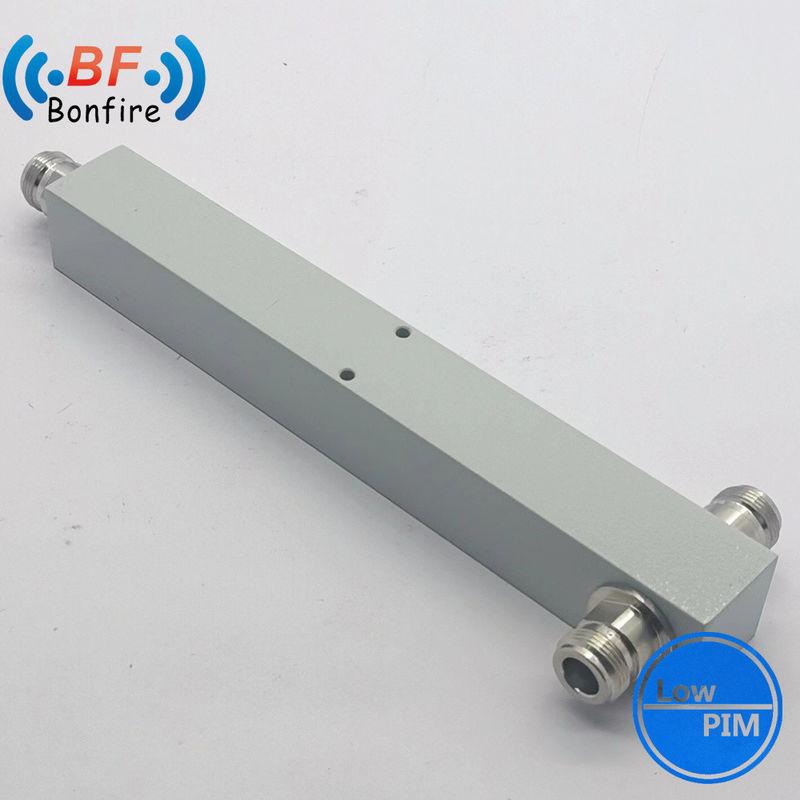2-Wege-Stromsplitter 0,6-6GHz 50W N SMA Weibliches Telekommunikationspaket Bruttogewicht 0,510kg