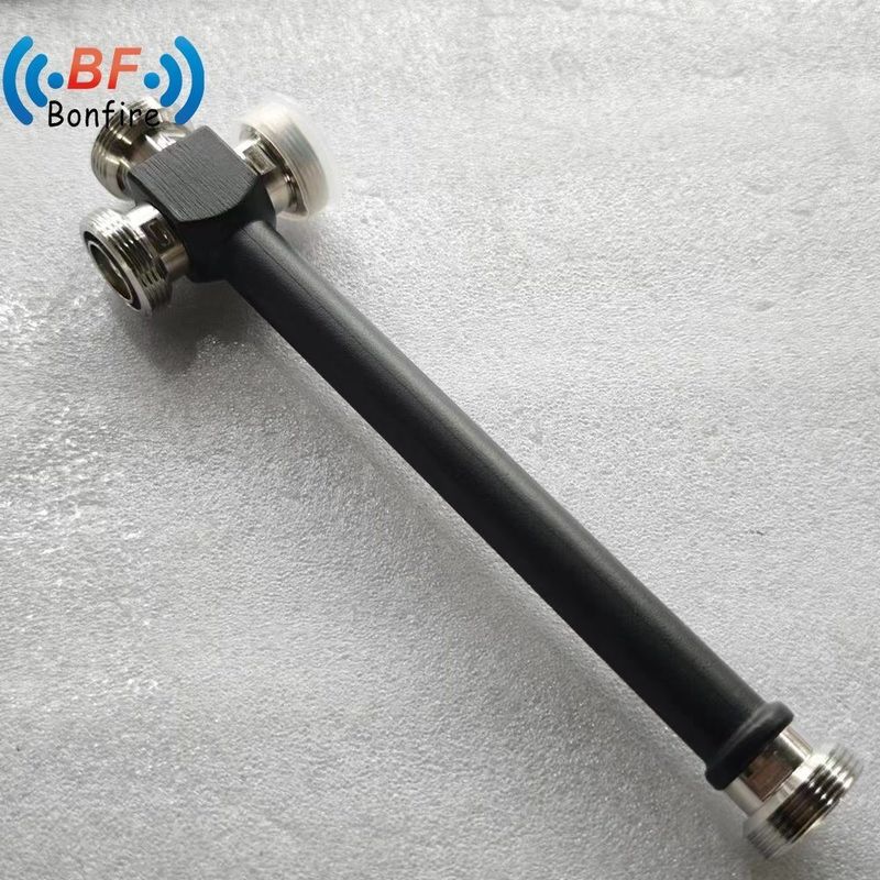 RF 2 3 4 Wege IP65 DIN-Frau Grau kundenspezifischer 700-2700MHz Signalstromspalter