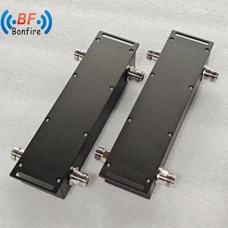 2 in 2 aus HF-Hybrid-Kombinator Kopplung Frequenz 698-3800MHz N Weiblicher Stecker Eingangsleistung 50W Ibs Komponenten